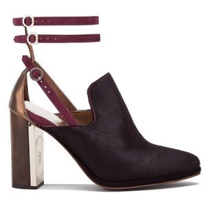 Jaclyn Jones POPPY Heels. Never Worn Size 8